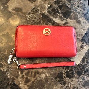 Michael Kors Leather Continental Wristlet